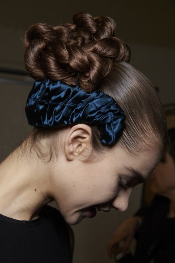 مجموعة فندي FENDI لخريف وشتاء 2020-2021 خلال اسبوع الموضة في ميلانو 