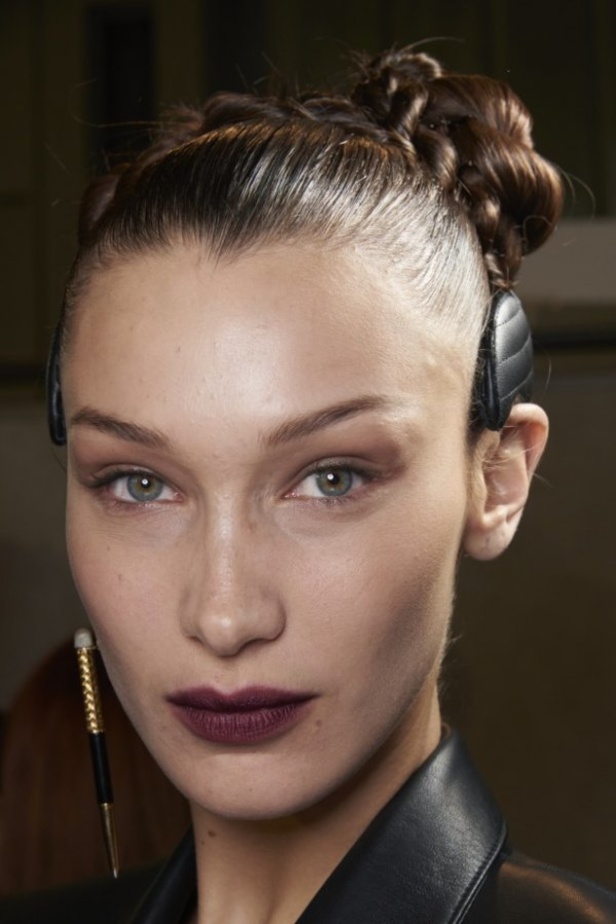 مجموعة فندي FENDI لخريف وشتاء 2020-2021 خلال اسبوع الموضة في ميلانو 