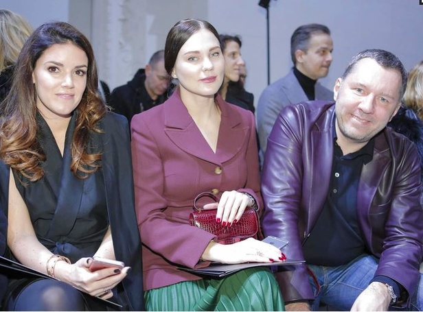 عرض Alexandre Vauthier للأزياء الفاخرة لربيع وصيف 2016