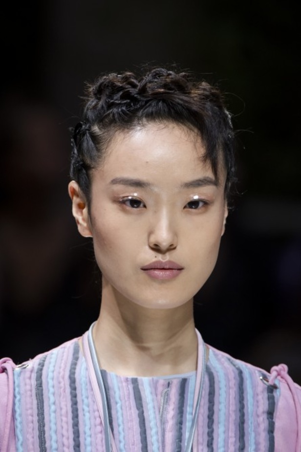 اسبوع الموضة في ميلان 2019 مجموعة GIORGIO ARMANI لربيع وصيف 2020