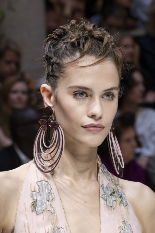 اسبوع الموضة في ميلان 2019 مجموعة GIORGIO ARMANI لربيع وصيف 2020