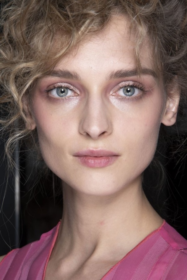 مجموعة Giorgio Armani لربيع وصيف 2019