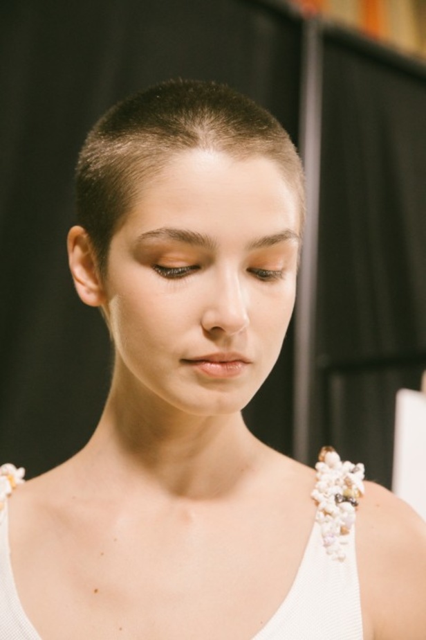 عرض ازياء مجموعة GABRIELA HEARST لربيع وصيف 2021 من أسبوع الموضة في باريس