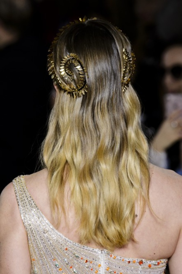 عرض ازياء جروج حقيبة لربيع وصيف 2018