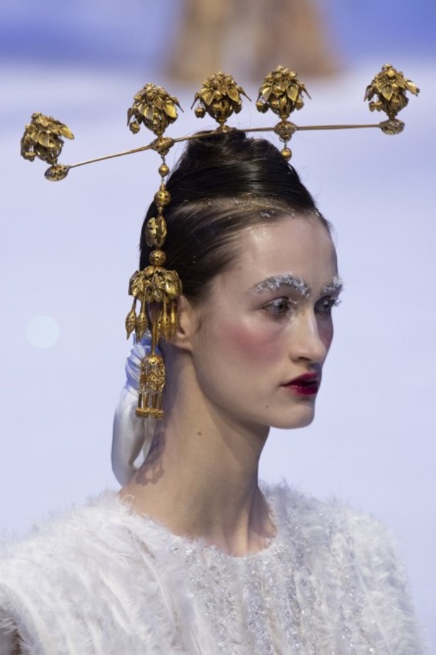 مجموعة Guo Pei للهوت كوتو لربيع وصيف 2020