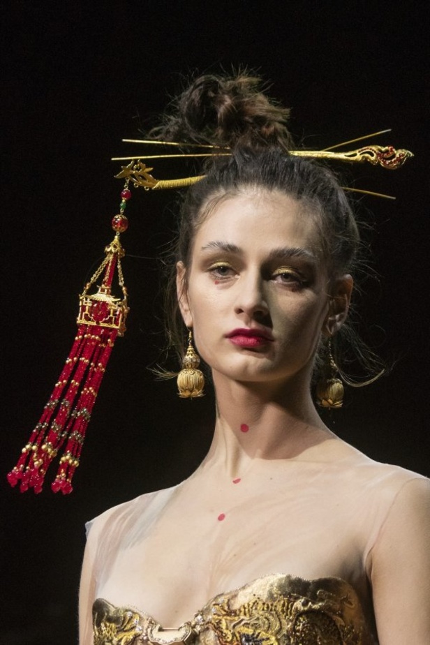 مجموعة Guo Pei للهوت كوتور لموسم ربيع وصيف 2019