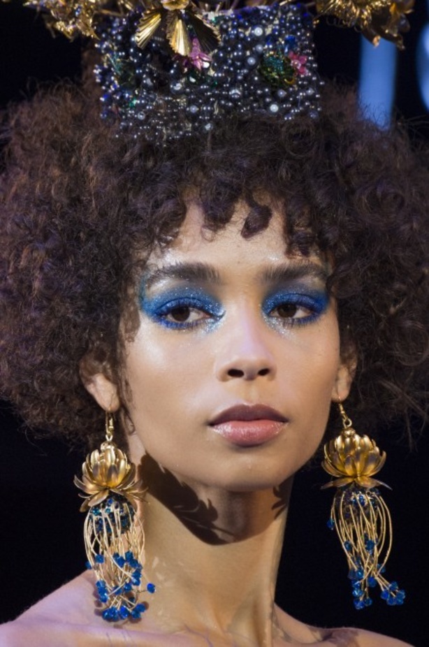 مجموعة Guo Pei للأزياء الفاخرة لربيع ٢٠١٨ !