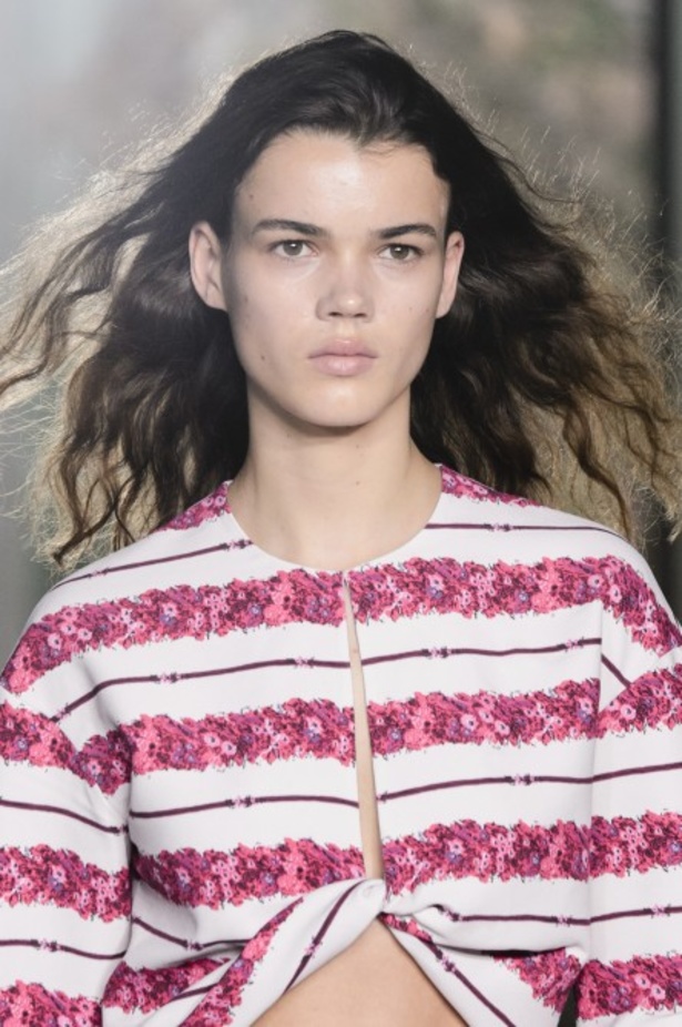 مجموعة Giambattista Valli لربيع وصيف 2018