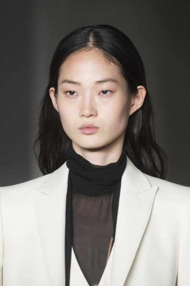 مجموعة  Giambattista Valli لربيع وصيف 2019