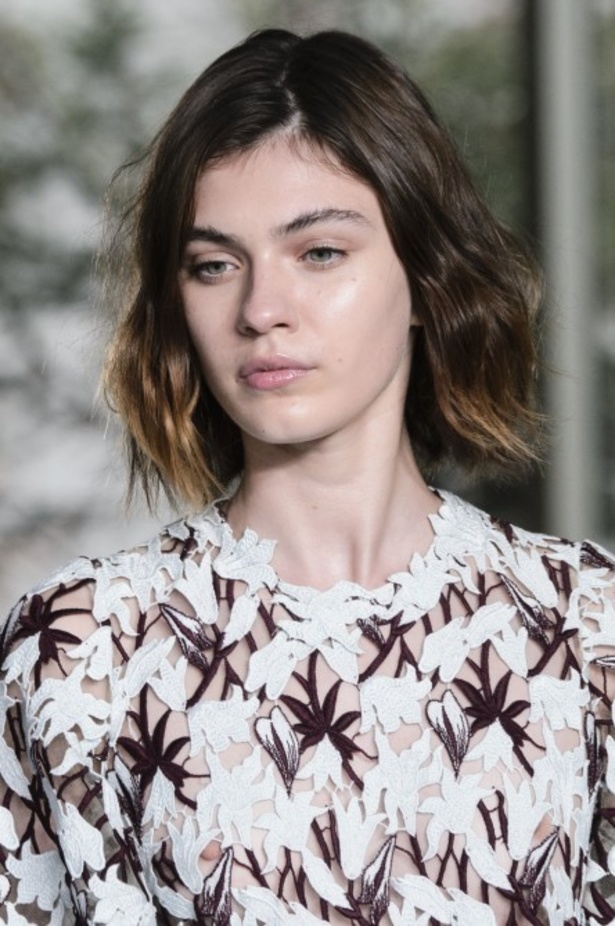 مجموعة Giambattista Valli لربيع وصيف 2018