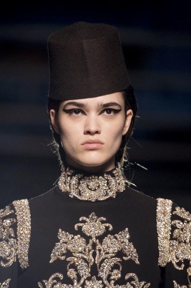 مجموعة الألبسة الراقية من جيامباتيستا فالي لربيع 2019