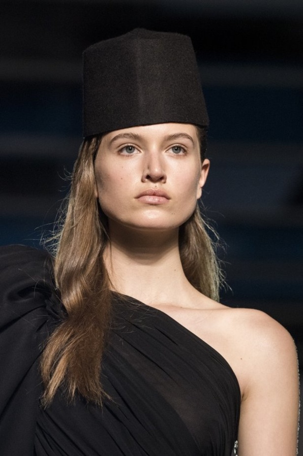 مجموعة الألبسة الراقية من جيامباتيستا فالي لربيع 2019