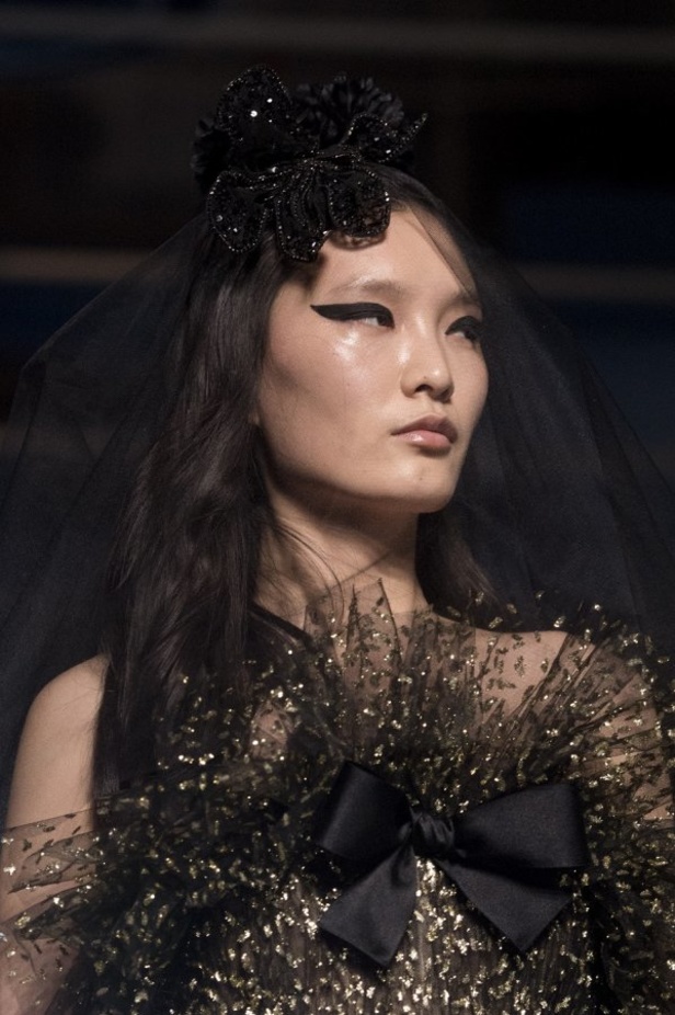 مجموعة الألبسة الراقية من جيامباتيستا فالي لربيع 2019