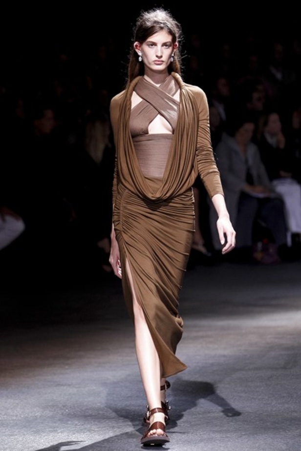 Givenchy: عندما تلتقي اسيا وافريقيا...