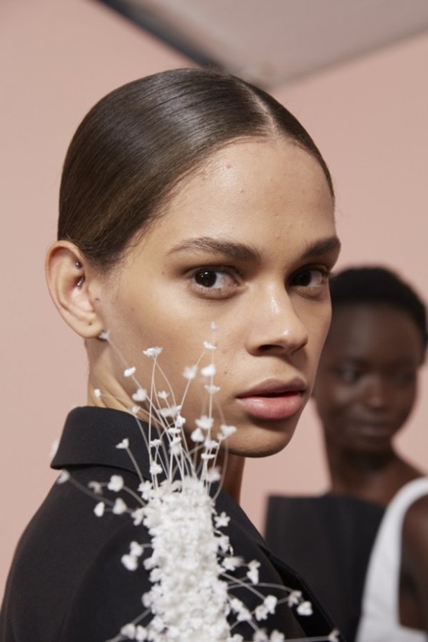 عرض أزياء Givenchy جيفنشي لـ haute couture لربيع وصيف 2020