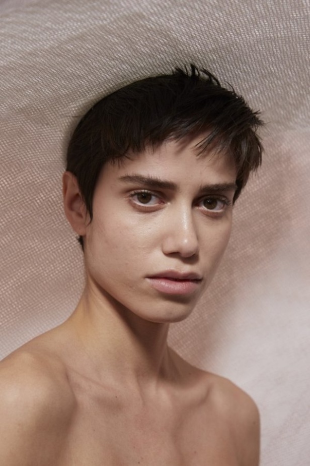 عرض أزياء Givenchy جيفنشي لـ haute couture لربيع وصيف 2020