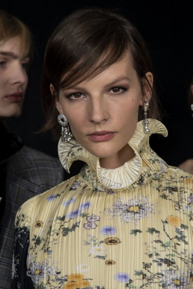 مجموعة Givenchy  للألبسة الجاهزة لخريف 2019