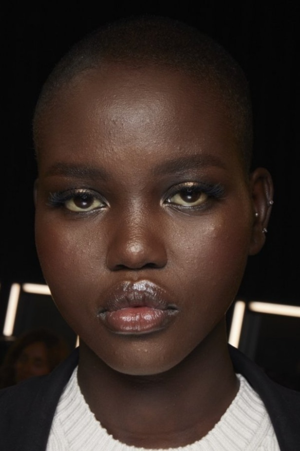 مجموعة جيفنشي للأزياء الراقية لخريف وشتاء 2021