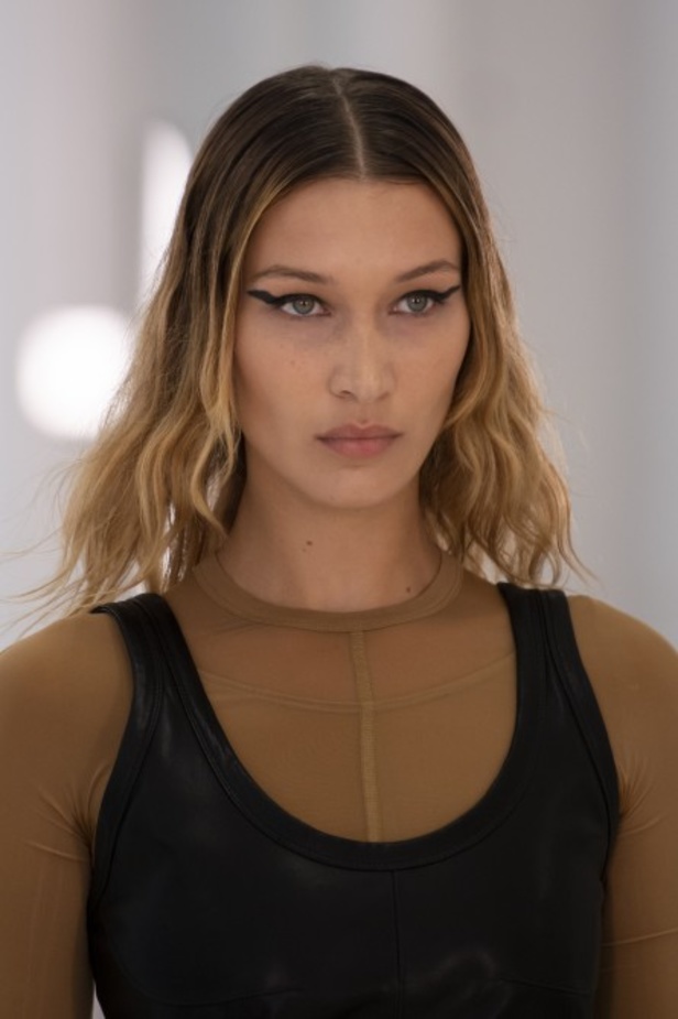 اسبوع الموضة في نيويورك 2019 مجموعة أزياء HELMUT LANG الجاهزة لربيع 2020  