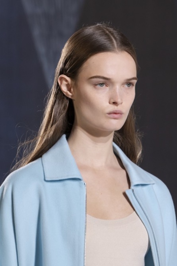 عرض أزياء Hermes لربيع وصيف 2021 من أسبوع الموضة في باريس