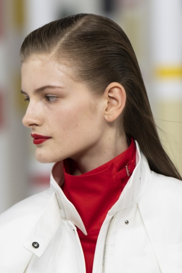 عرض أزياء Hermes لخريف وشتاء 2020-2021 خلال اسبوع الموضة في باريس