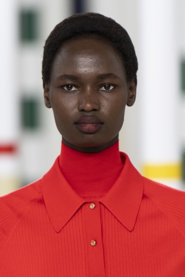 عرض أزياء Hermes لخريف وشتاء 2020-2021 خلال اسبوع الموضة في باريس