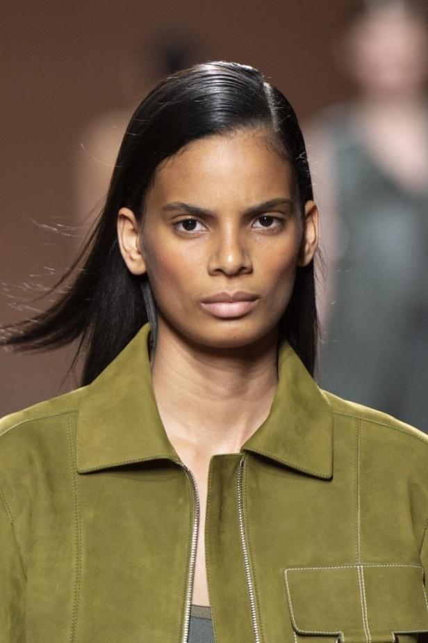 اسبوع الموضة في باريس 2019 مجموعة HERMES لربيع وصيف 2020