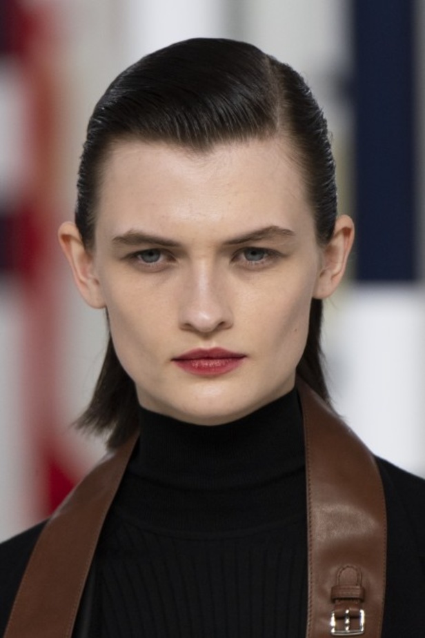 عرض أزياء Hermes لخريف وشتاء 2020-2021 خلال اسبوع الموضة في باريس