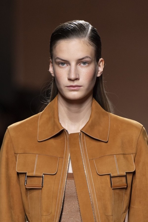 اسبوع الموضة في باريس 2019 مجموعة HERMES لربيع وصيف 2020