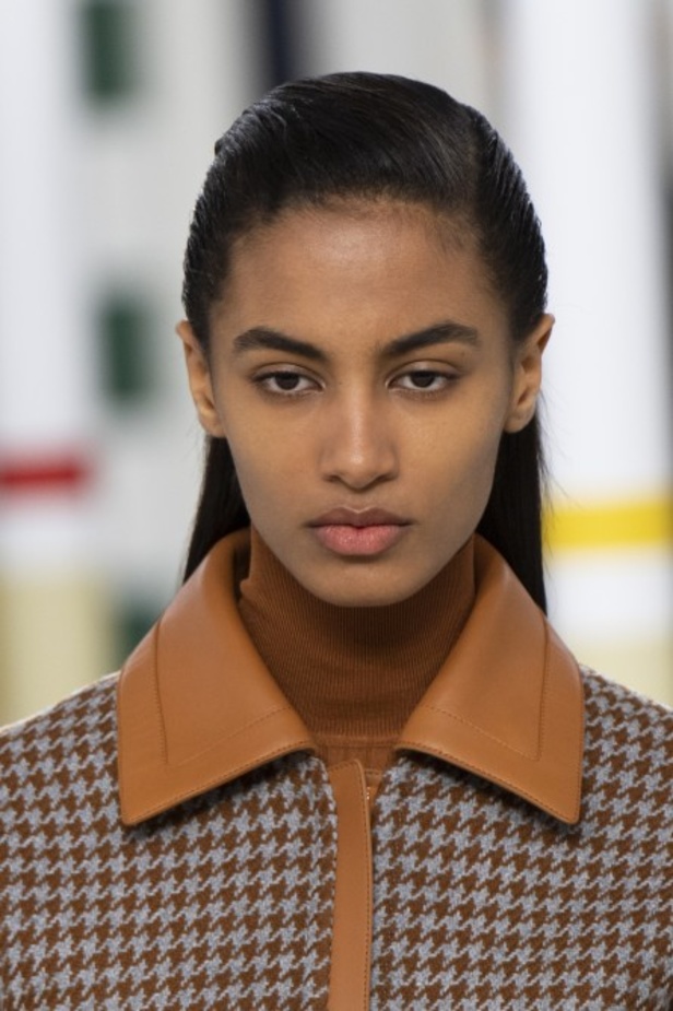 عرض أزياء Hermes لخريف وشتاء 2020-2021 خلال اسبوع الموضة في باريس