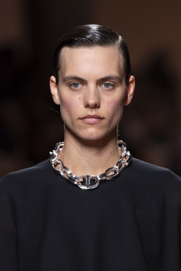 اسبوع الموضة في باريس 2019 مجموعة HERMES لربيع وصيف 2020