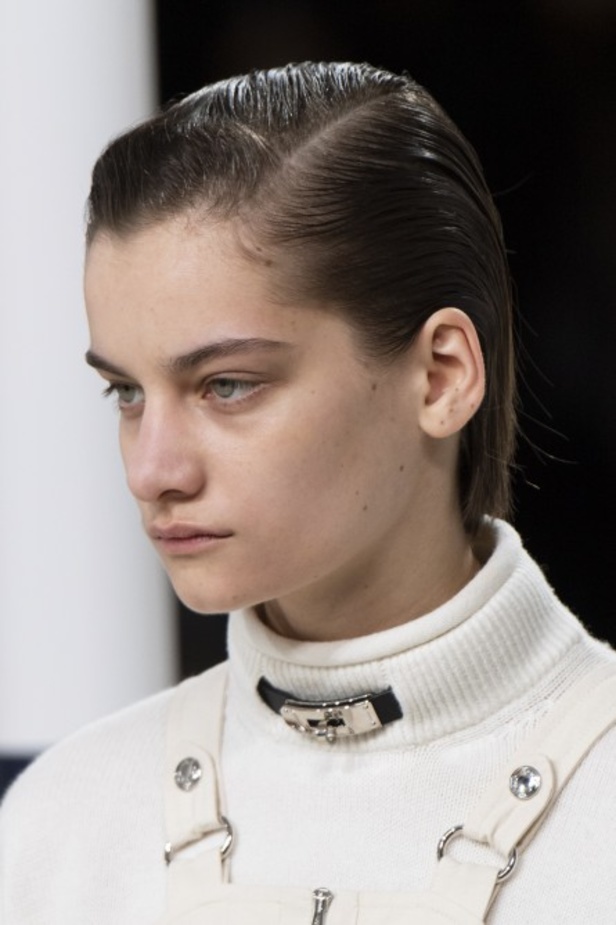 عرض أزياء Hermes لخريف وشتاء 2020-2021 خلال اسبوع الموضة في باريس