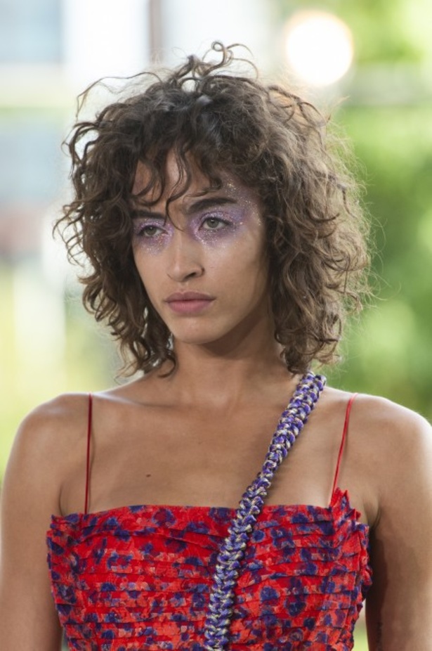 اسبوع الموضة في لندن 2019 مجموعة أزياء HOUSE OF HOLLANDS الجاهزة لربيع وصيف 2020