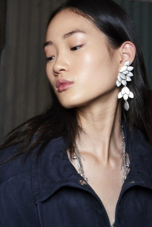 اسبوع الموضة في باريس 2019 مجموعة الالبسة الجاهزة من إيزابيل مارانت لربيع وصيف 2020