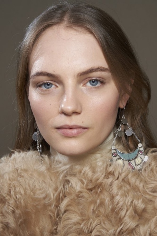 ازياء Isabel Marant لخريف وشتاء 2020 خلال اسبوع الموضة في باريس