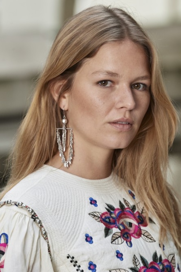 عرض أزياء دار Isabel Marant لخريف وشتاء 2021-2022