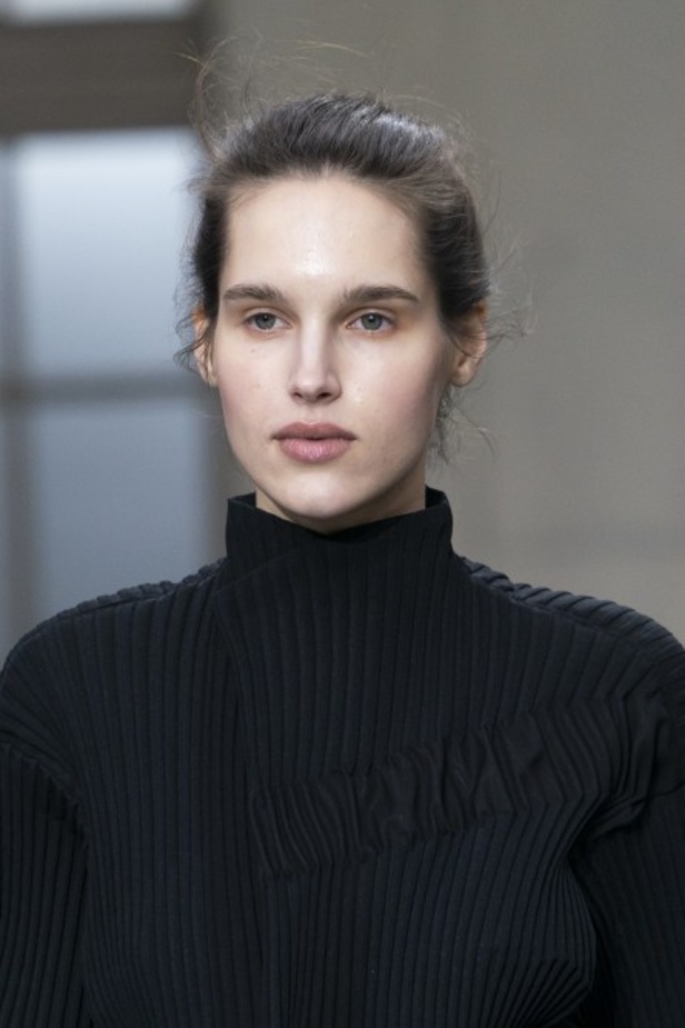 مجموعة Issey Miyake للألبسة الجاهزة لخريف 2019