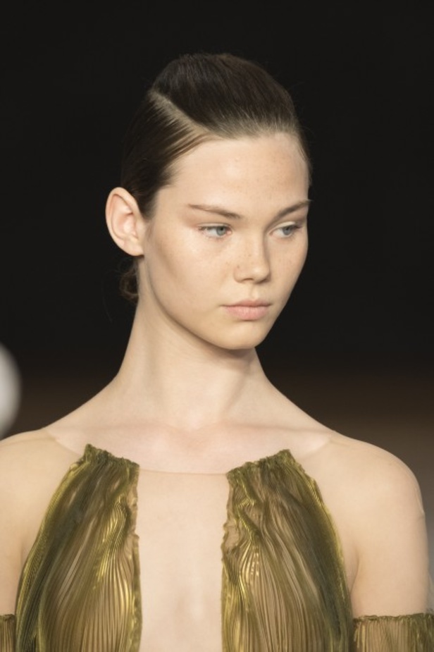 مجموعة Iris Van Herpen للأزياء الفاخرة لخريف وشتاء 2020