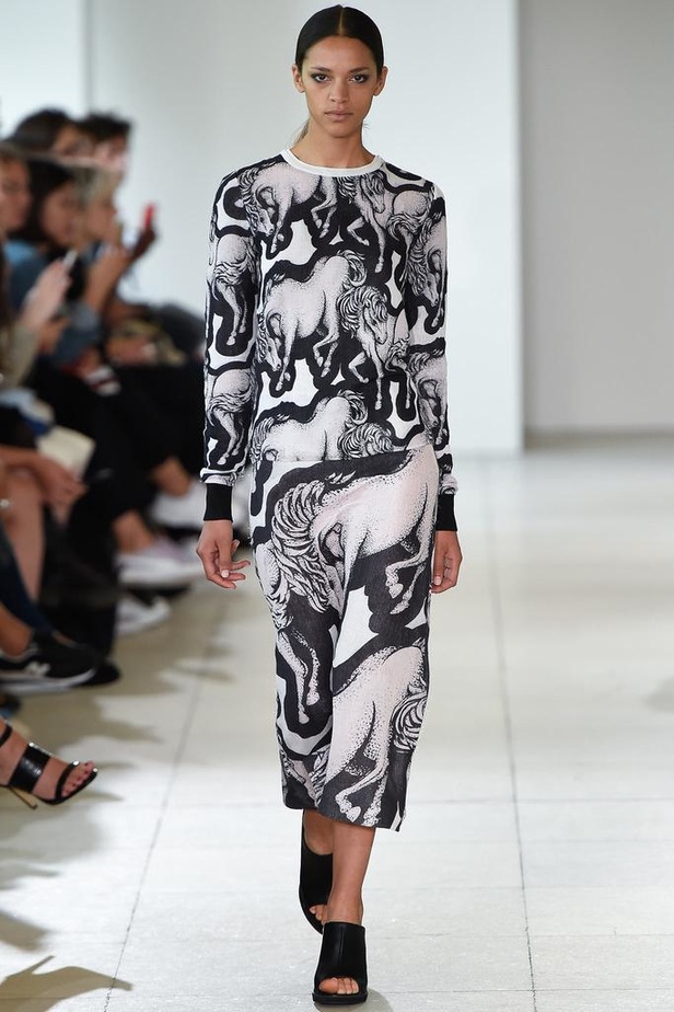 مجموعة عملية وكلاسيكية من Issa