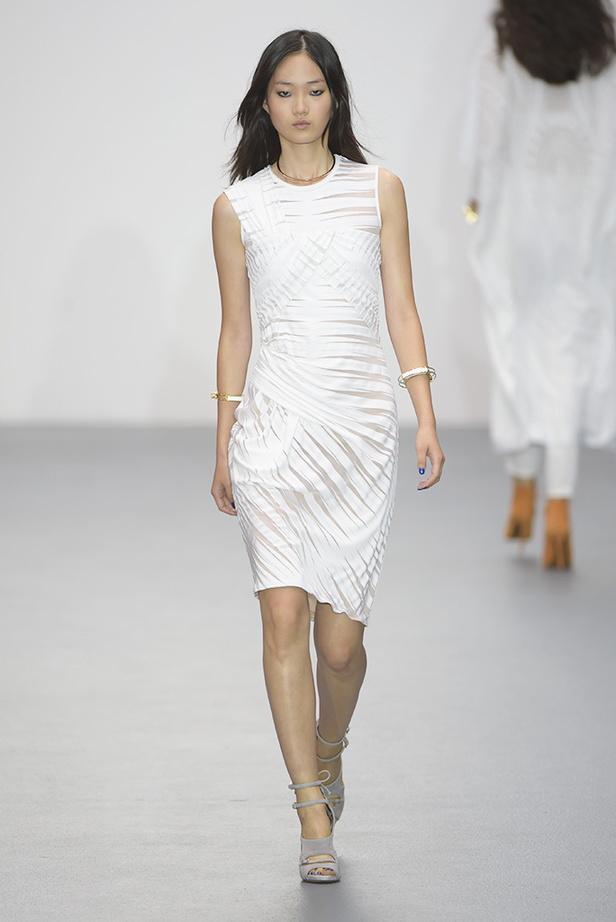 مجموعة Issa لربيع و صيف 2016