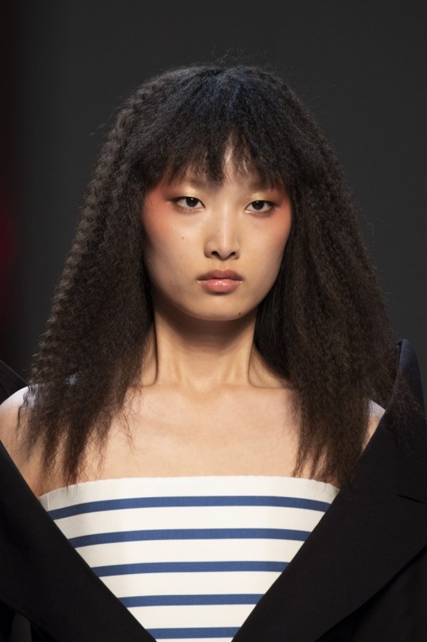 مجموعة الألبسة الراقية من جان بول غوتييه لربيع 2019