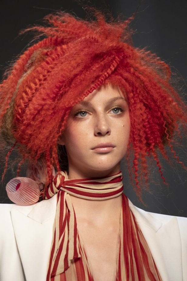 مجموعة الألبسة الراقية من جان بول غوتييه لربيع 2019