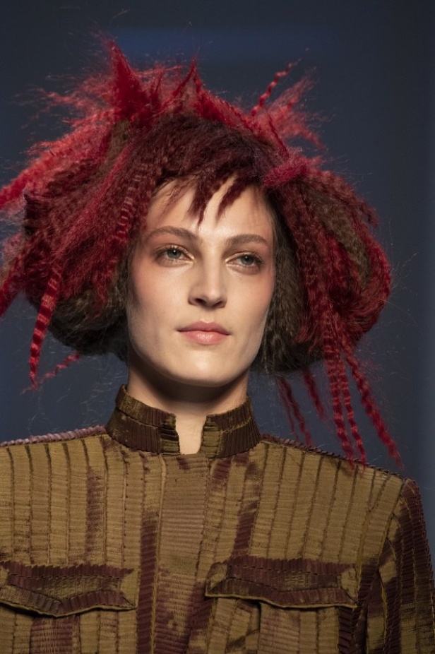 مجموعة الألبسة الراقية من جان بول غوتييه لربيع 2019