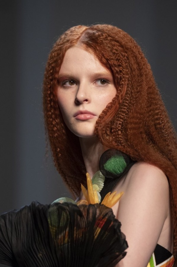 مجموعة الألبسة الراقية من جان بول غوتييه لربيع 2019