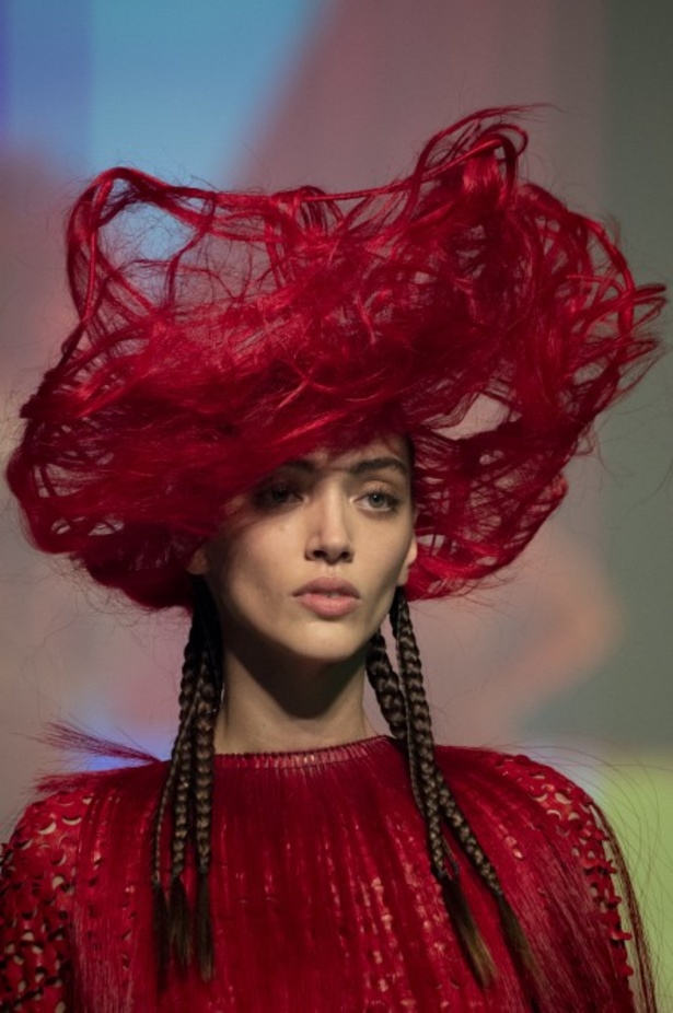 عرض أزياء Jean Paul Gaultier جان بول غوتييه لـ haute couture لربيع وصيف 2020