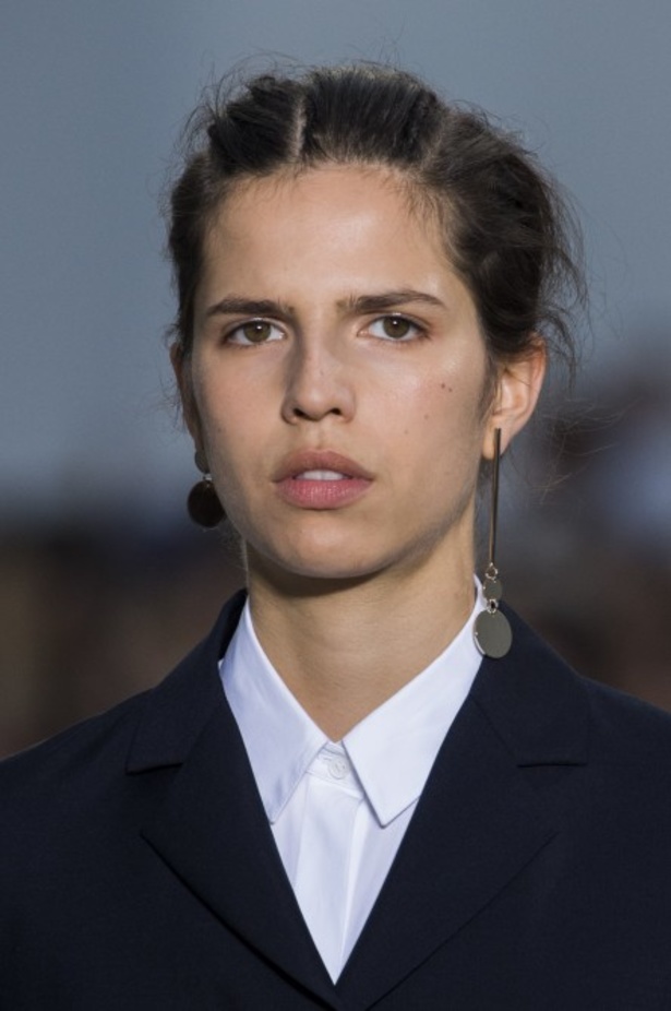 عرض أزياء Jil Sander لموسمي ربيع وصيف 2018!