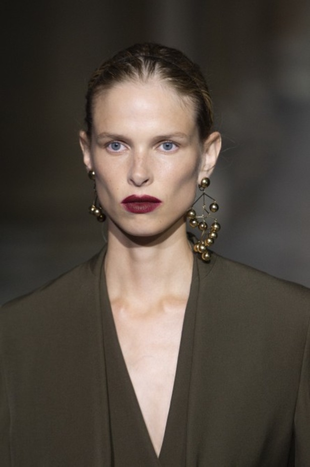 اسبوع الموضة في ميلان 2019 ازياء JIL SANDER لربيع وصيف 2020 