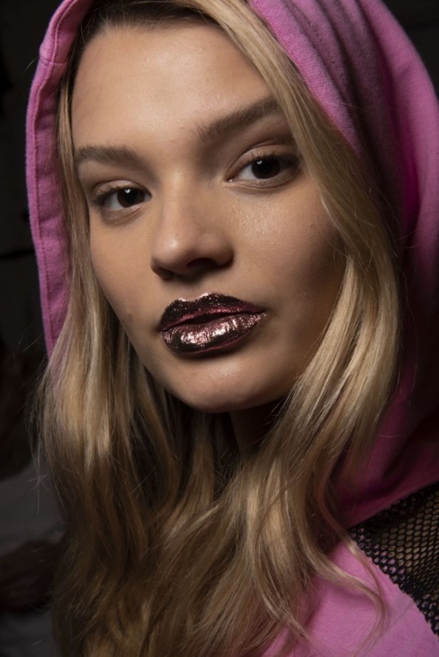 مجموعة Jeremy Scott لربيع وصيف ٢٠١٩ !