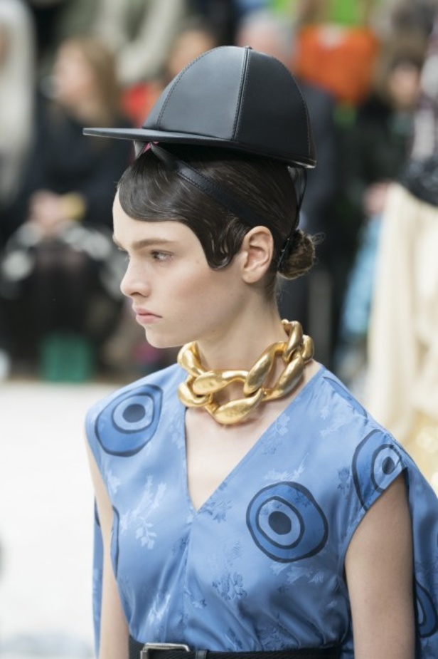 عرض أزياءJ.W. Anderson  لموسم خريف وشتاء 2019