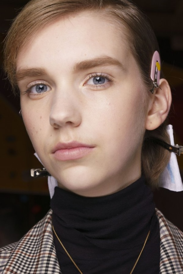 مجموعة JW Anderson للالبسة الجاهزة من اسبوع الموضة في لندن 2020
